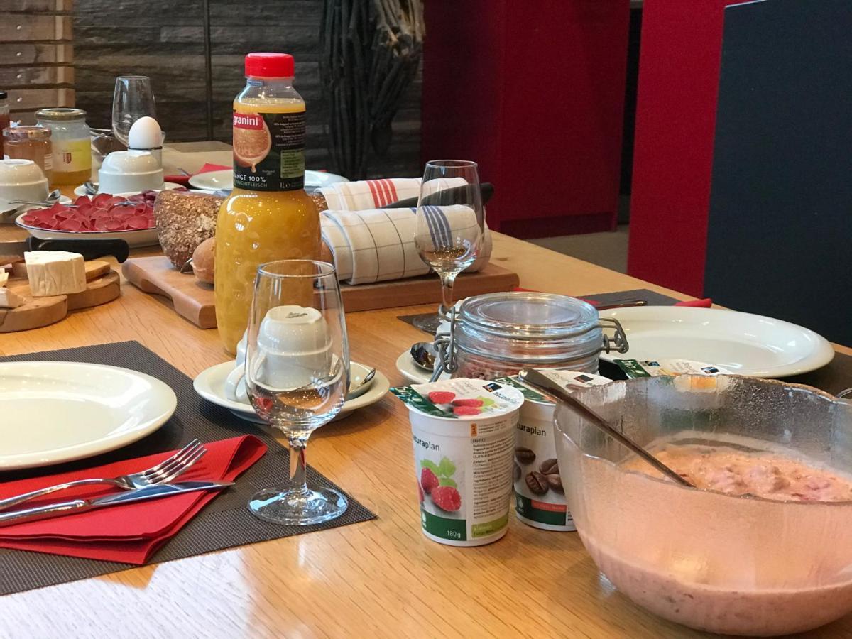 Bnb Vino Veritas Salgesch Εξωτερικό φωτογραφία