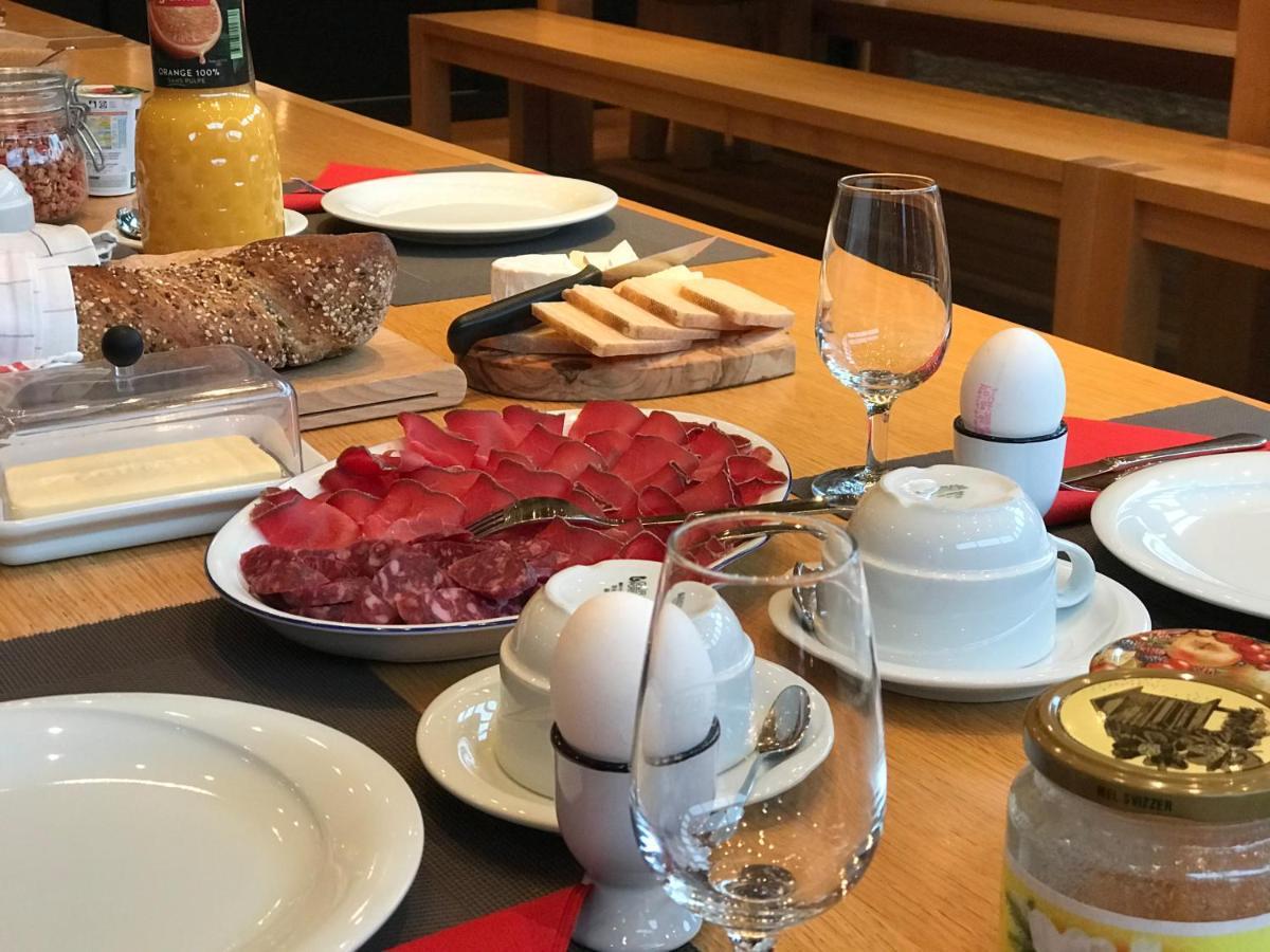 Bnb Vino Veritas Salgesch Εξωτερικό φωτογραφία